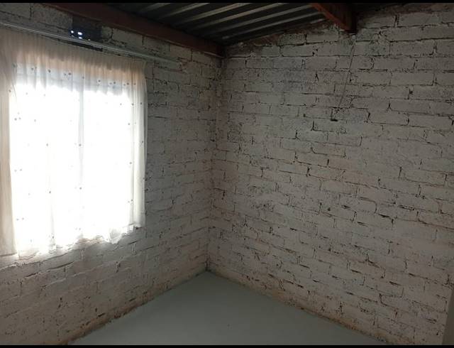 1 BEDROOM PROPERTY TO RENT IN ZONKIZIZWE